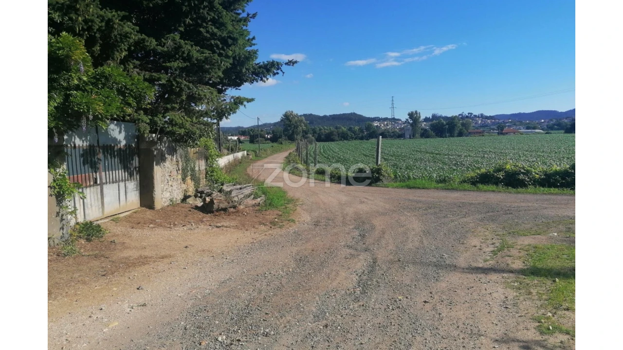 Terreno para Venda em Fradelos Foto 3