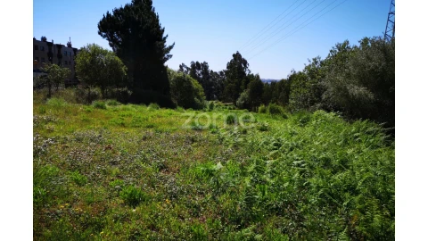 Terreno para Venda em Fânzeres e São Pedro da Cova