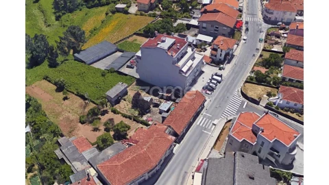 Moradia T12 para Venda em São João da Madeira