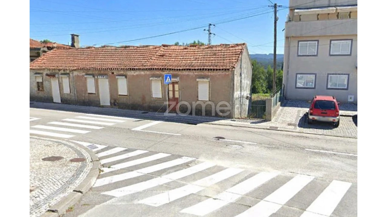 Moradia T12 para Venda em São João da Madeira Foto 7