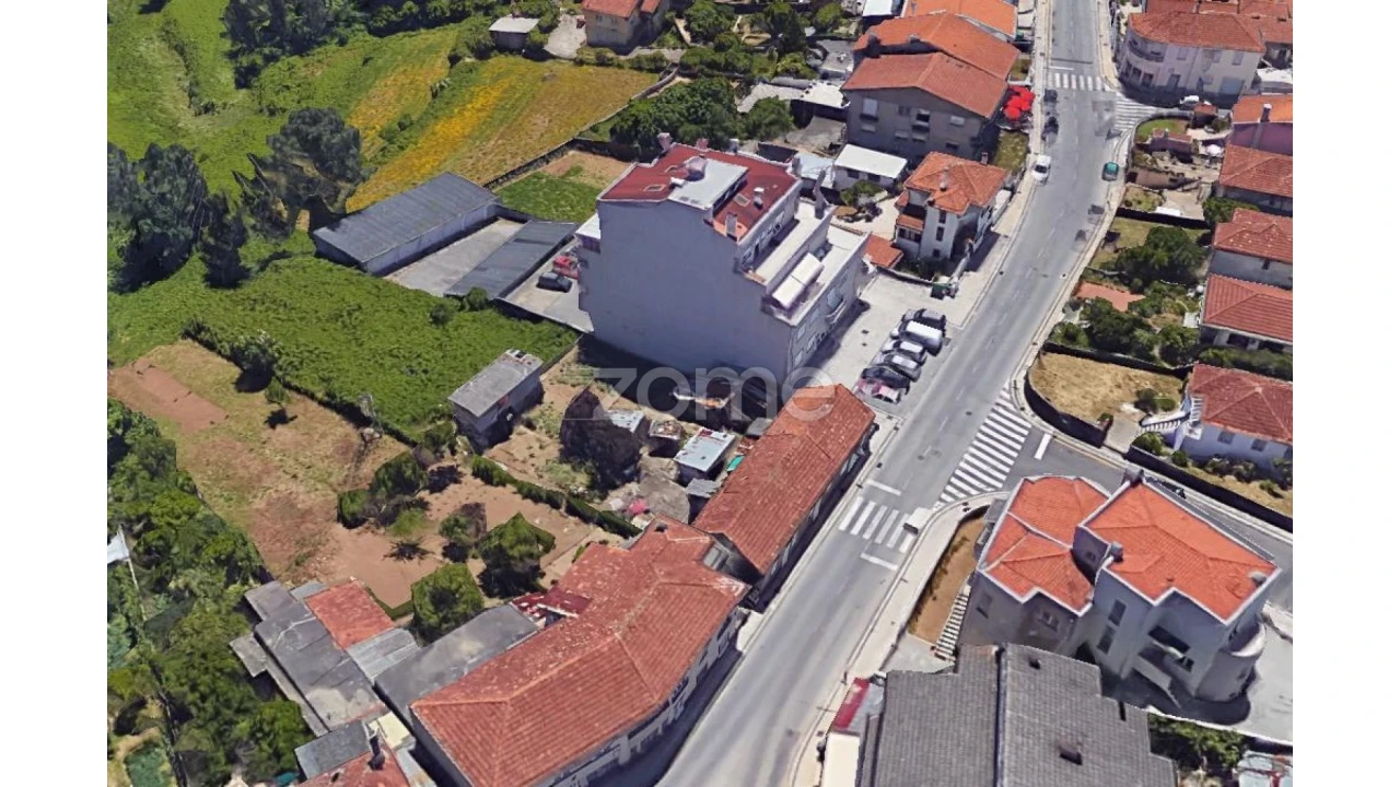 Moradia T12 para Venda em São João da Madeira Foto 13
