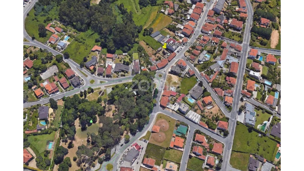 Moradia T12 para Venda em São João da Madeira Foto 18