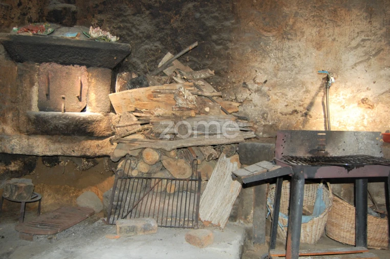 Moradia T4 para Venda em Loivos da Ribeira e Tresouras Foto 15