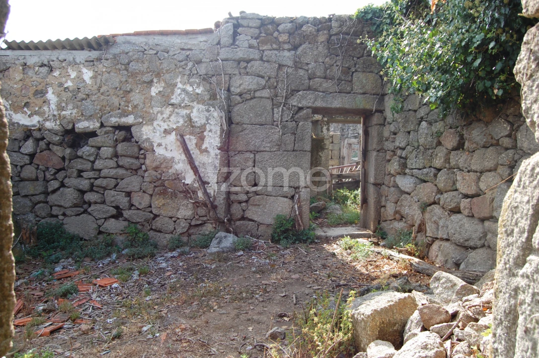 Moradia T4 para Venda em Loivos da Ribeira e Tresouras Foto 22