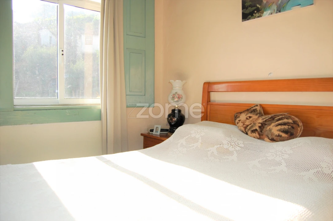 Moradia T4 para Venda em Loivos da Ribeira e Tresouras Foto 10