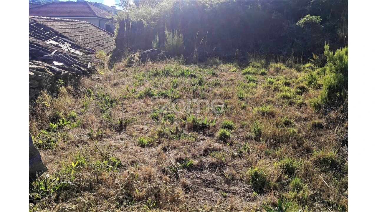 Moradia T1 para Venda em Montalegre e Padroso Foto 7