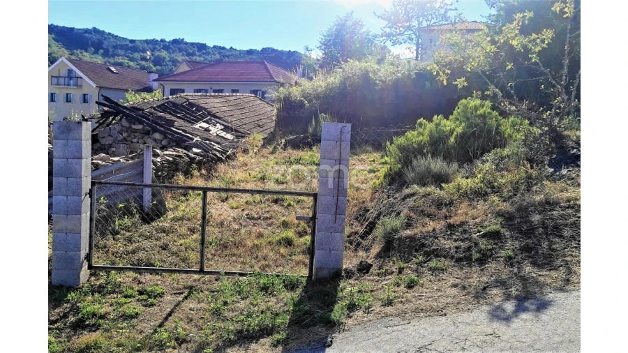 Moradia T1 para Venda em Montalegre e Padroso Foto 6