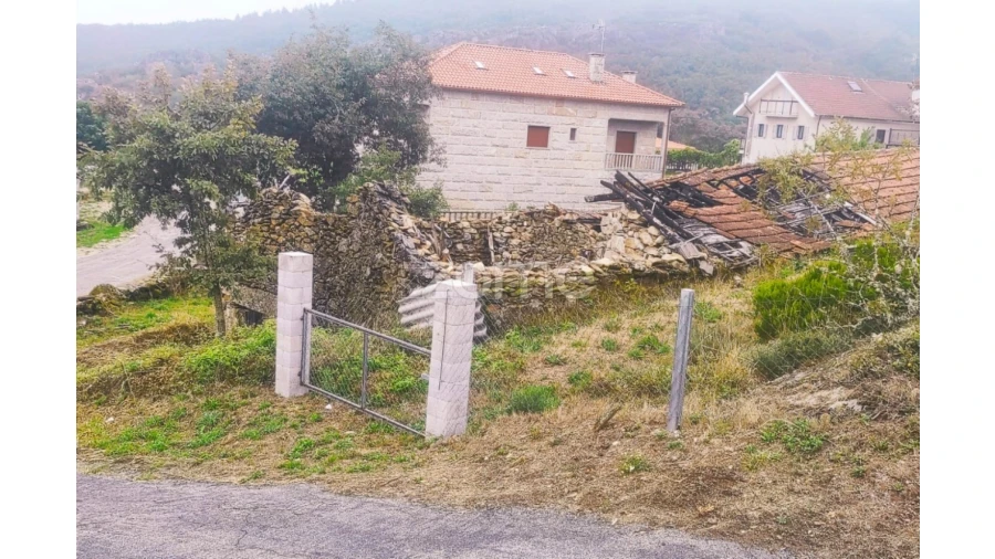 Moradia T1 para Venda em Montalegre e Padroso Foto 15