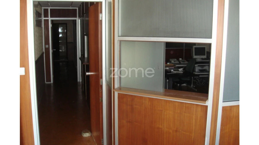 Terreno Comércio / Armazém para Venda em Vila de Cucujães Foto 10