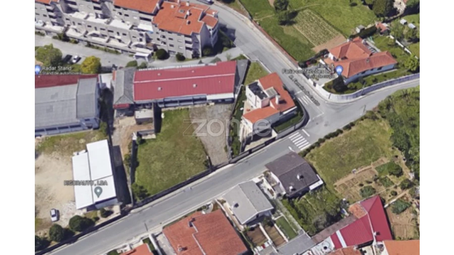 Terreno Comércio / Armazém para Venda em Vila de Cucujães Foto 3