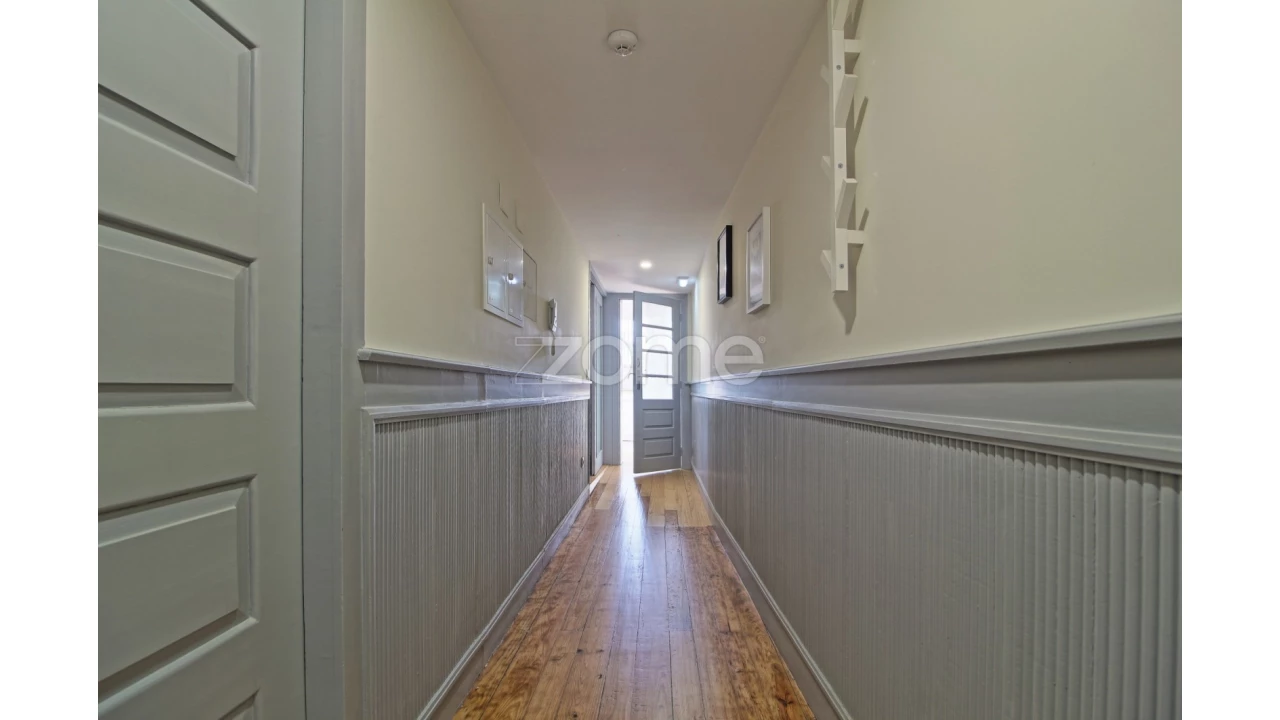 Prédio para Venda em Oliveira, São Paio e São Sebastião Foto 11