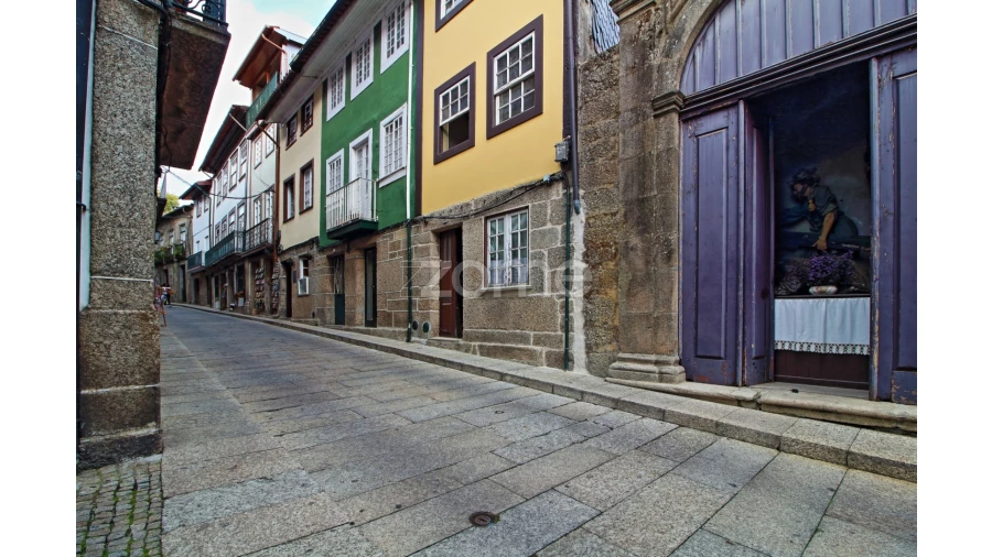 Prédio para Venda em Oliveira, São Paio e São Sebastião