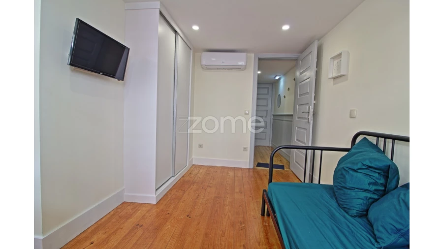 Prédio para Venda em Oliveira, São Paio e São Sebastião Foto 13