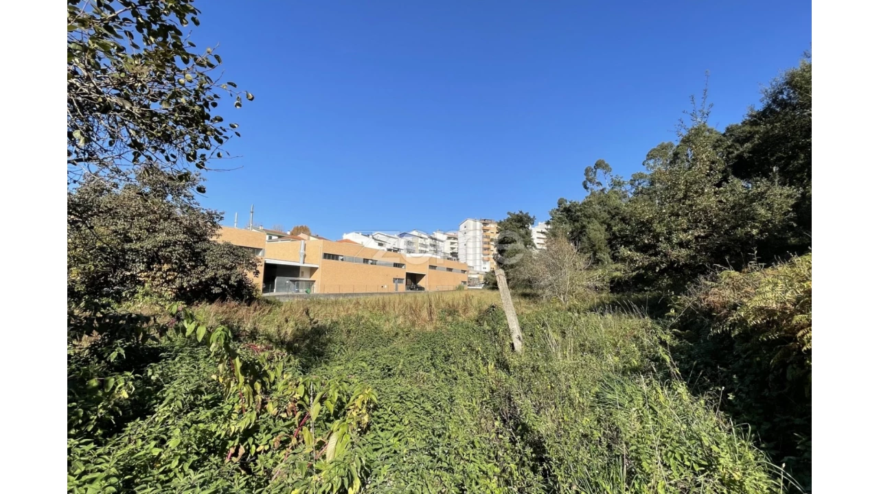 Terreno para Venda em Rio Tinto Foto 14