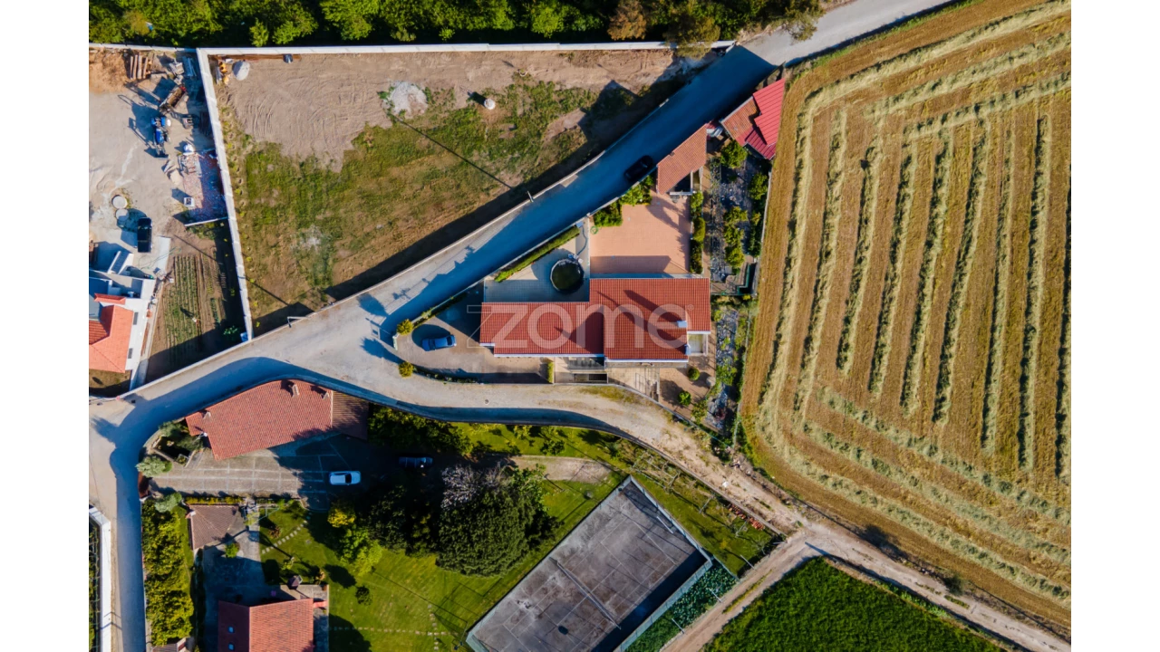 Moradia T5 para Venda em Bagunte, Ferreiró, Outeiro Maior e Parada Foto 2