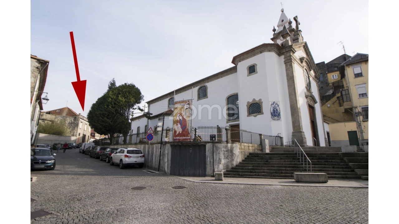 Prédio para Venda em Santa Marinha e São Pedro da Afurada Foto 18