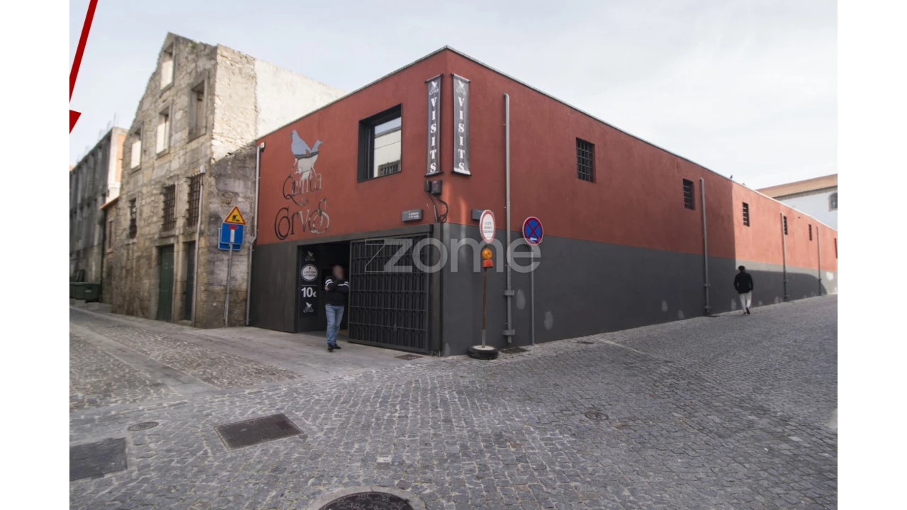 Prédio para Venda em Santa Marinha e São Pedro da Afurada Foto 19