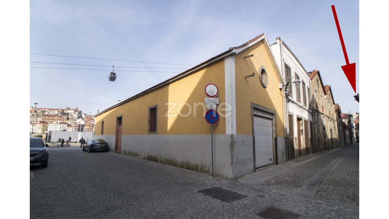 Prédio para Venda em Santa Marinha e São Pedro da Afurada Foto 25