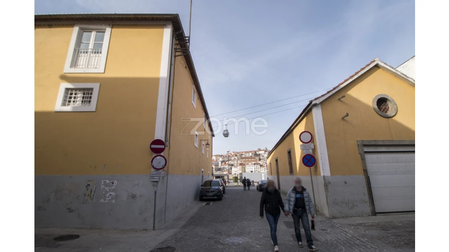 Prédio para Venda em Santa Marinha e São Pedro da Afurada Foto 26