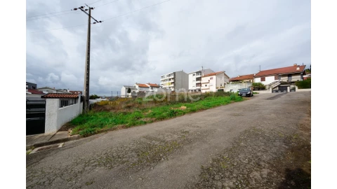Terreno para Venda em Ermesinde
