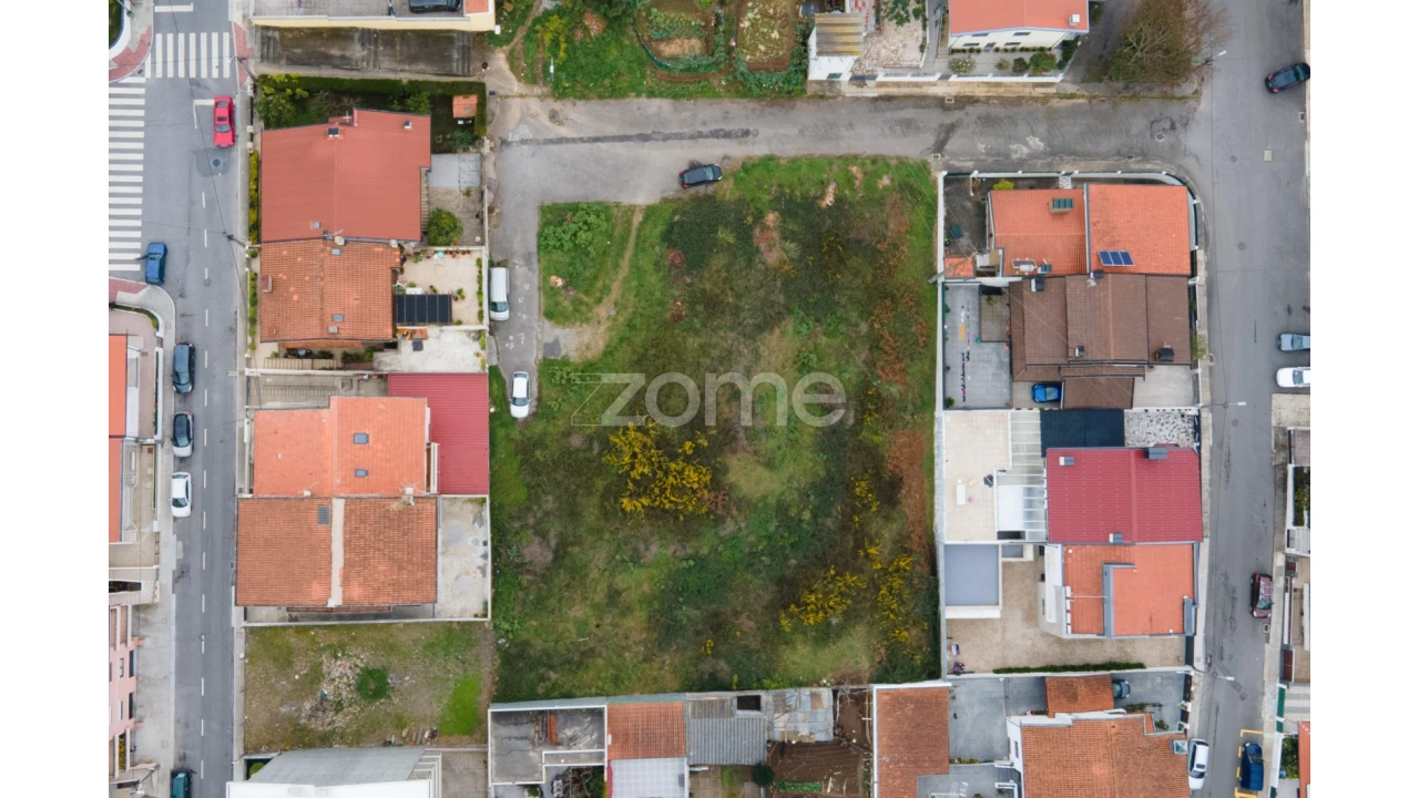 Terreno para Venda em Ermesinde Foto 6