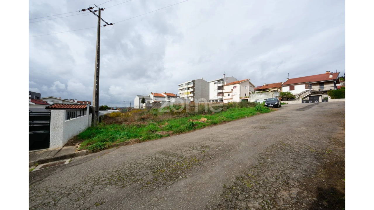 Terreno para Venda em Ermesinde Foto 4