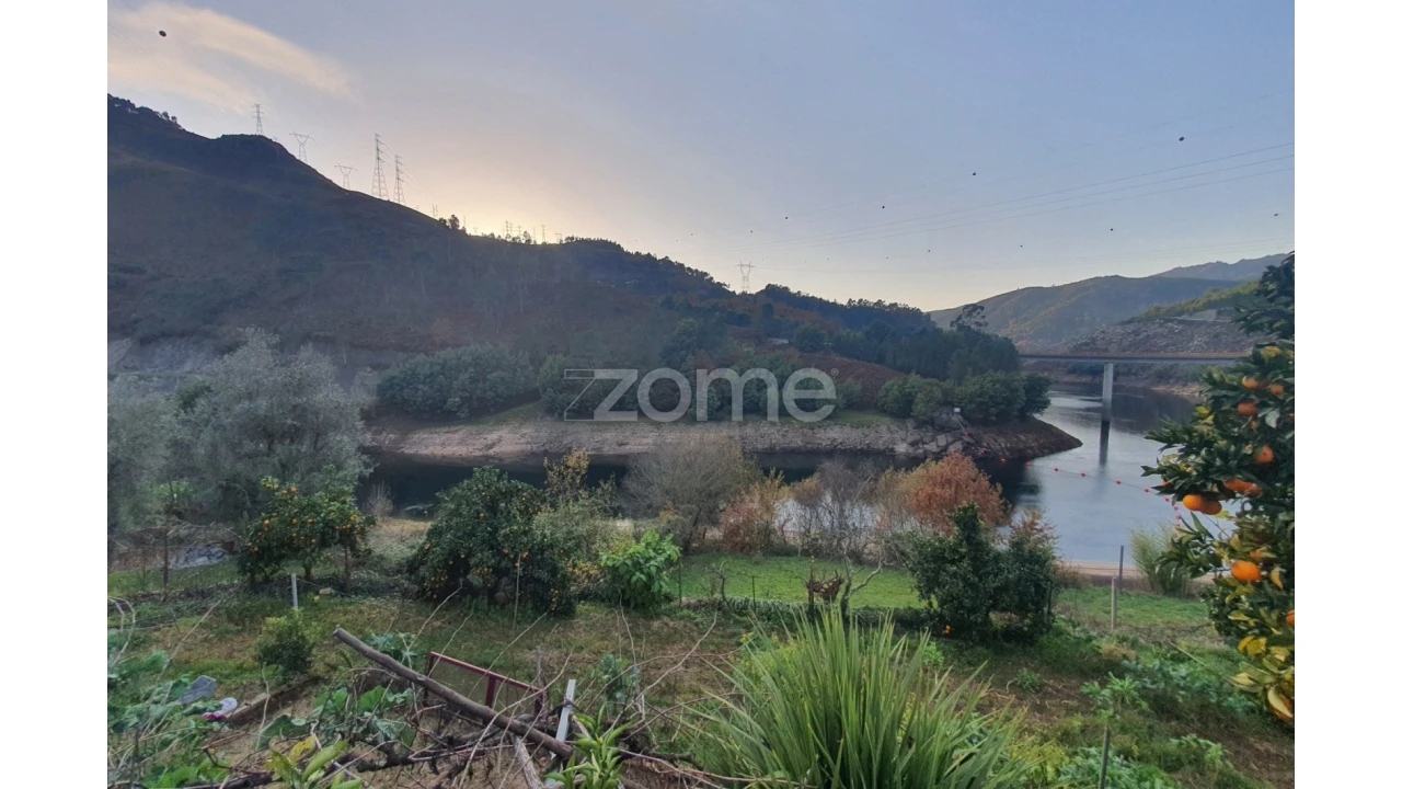 Terreno para Venda em Ferral Foto 9