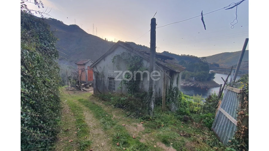 Terreno para Venda em Ferral Foto 5