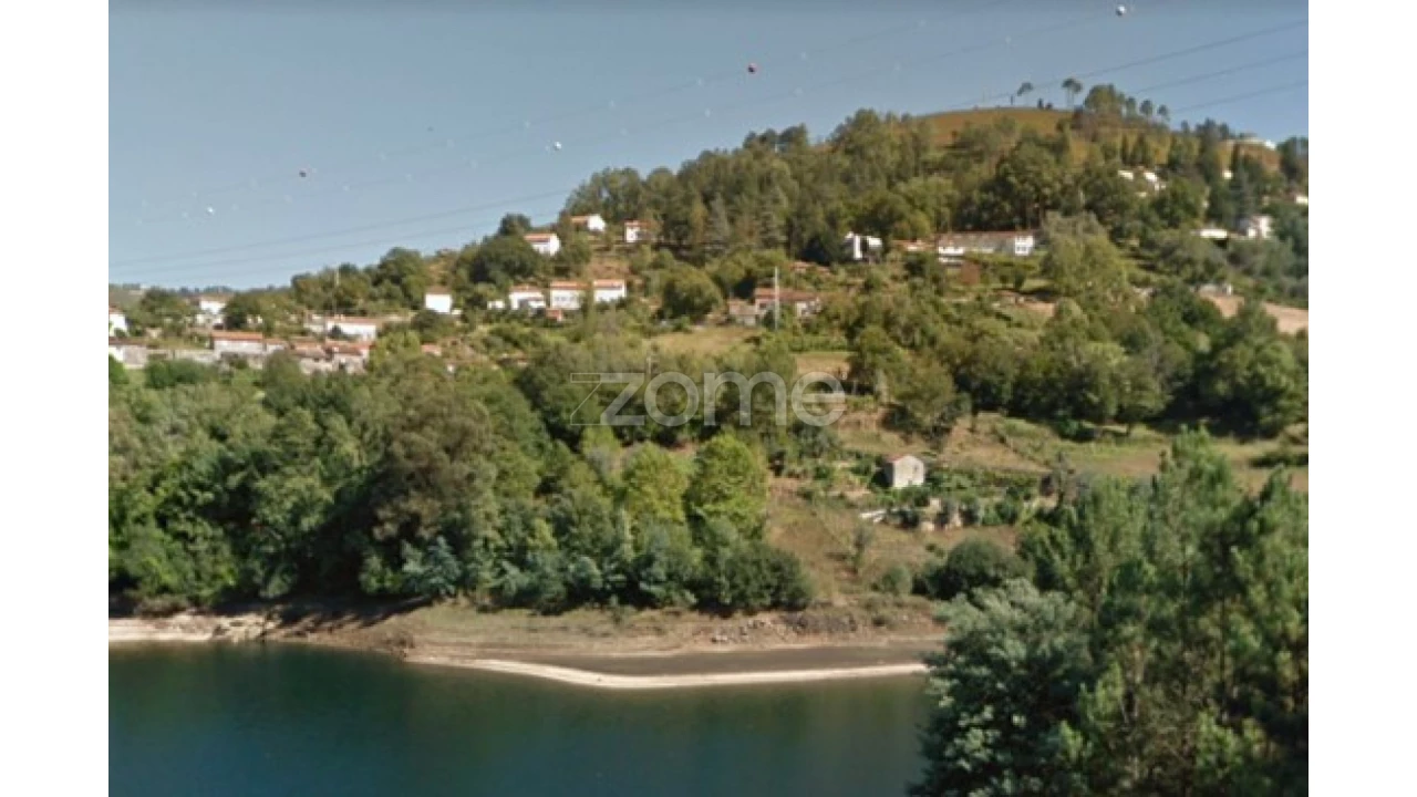 Terreno para Venda em Ferral Foto 13