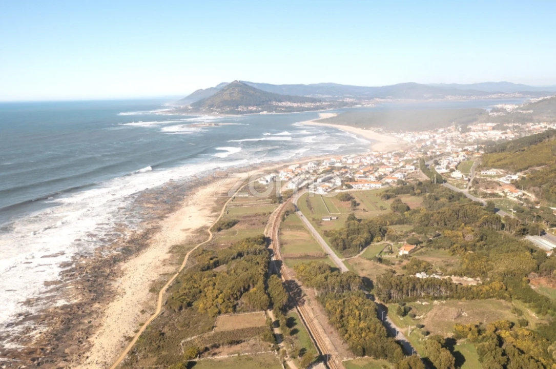 Terreno para Venda em Moledo e Cristelo Foto 10