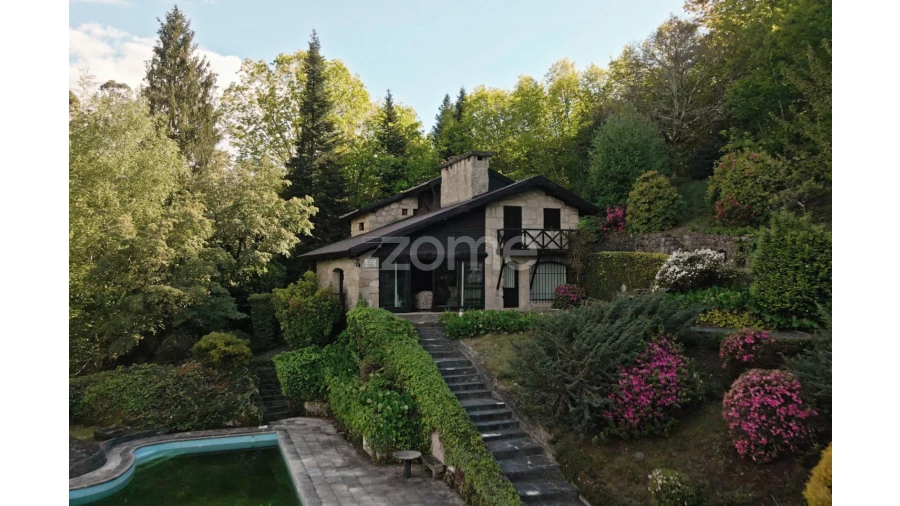 Moradia T5 para Venda em Caniçada e Soengas Foto 39