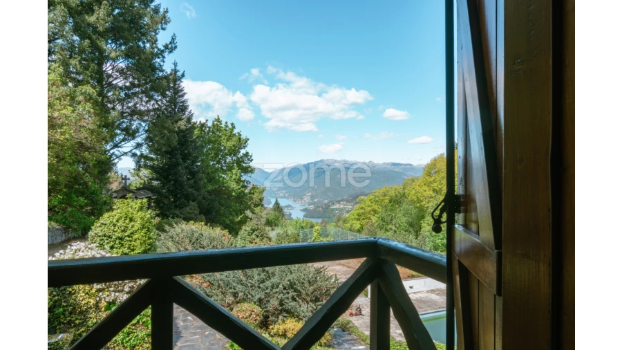 Moradia T5 para Venda em Caniçada e Soengas Foto 11