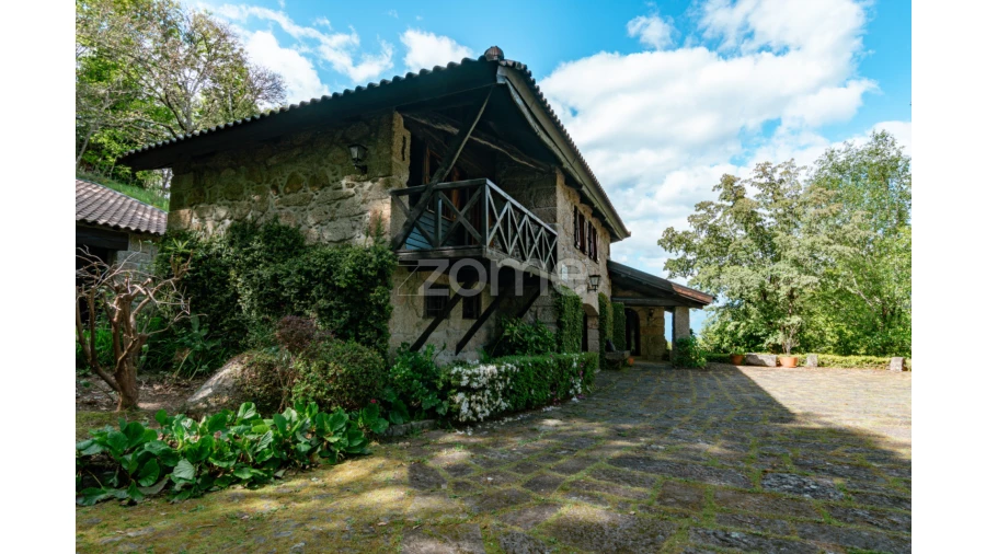 Moradia T5 para Venda em Caniçada e Soengas Foto 5