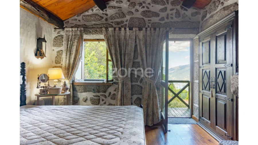 Moradia T5 para Venda em Caniçada e Soengas Foto 10