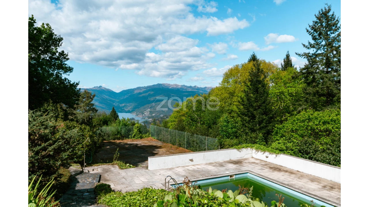 Moradia T5 para Venda em Caniçada e Soengas Foto 27