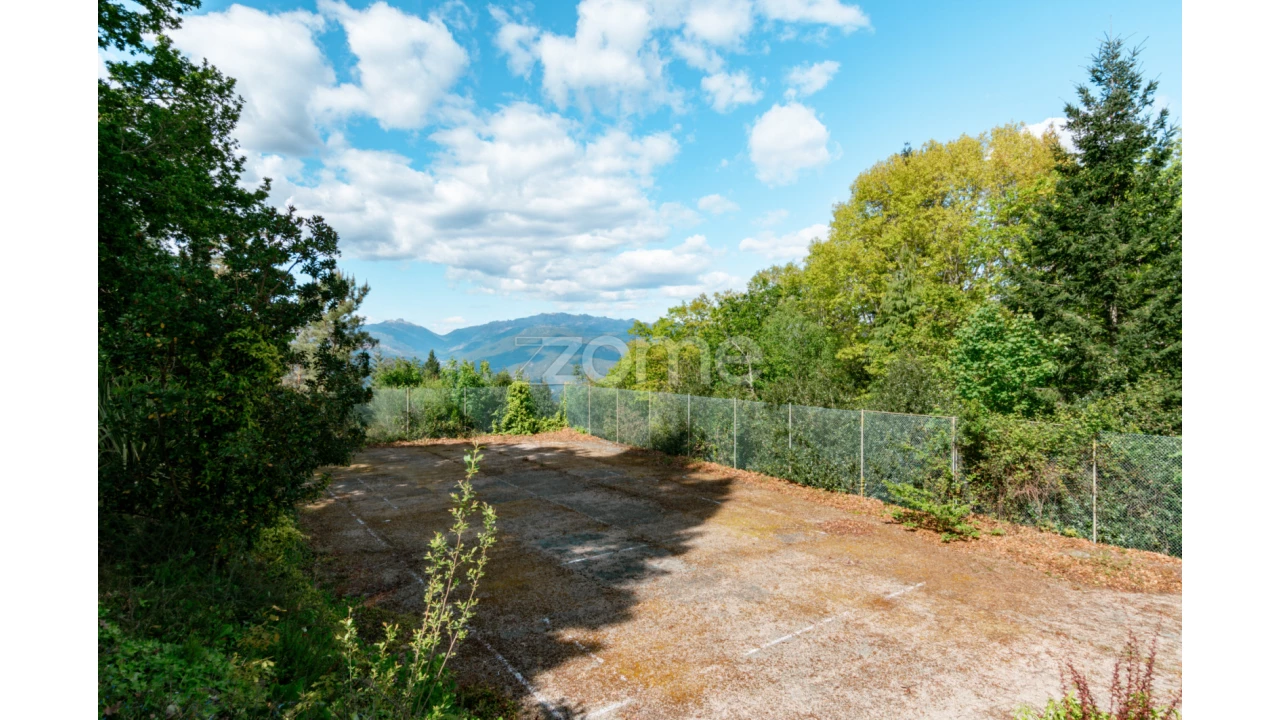 Moradia T5 para Venda em Caniçada e Soengas Foto 34