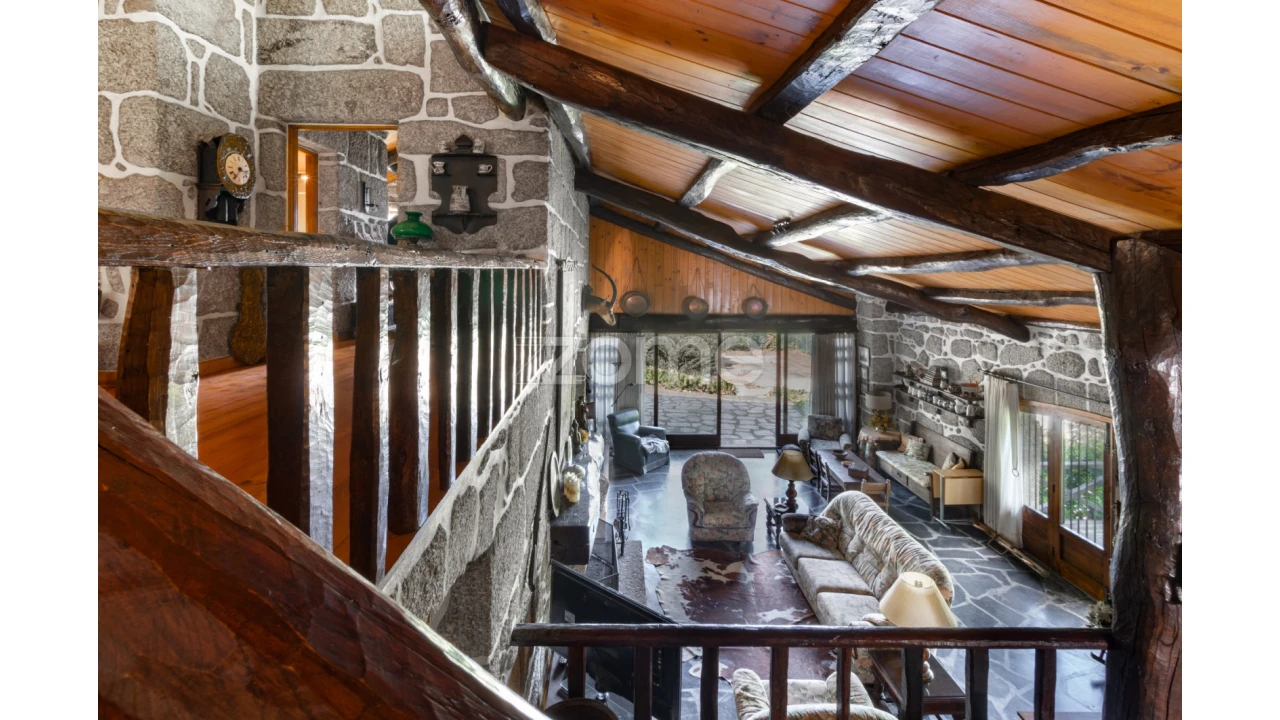 Moradia T5 para Venda em Caniçada e Soengas Foto 12