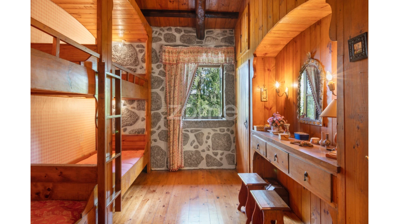 Moradia T5 para Venda em Caniçada e Soengas Foto 21