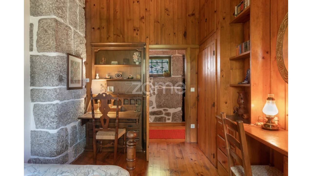 Moradia T5 para Venda em Caniçada e Soengas Foto 23