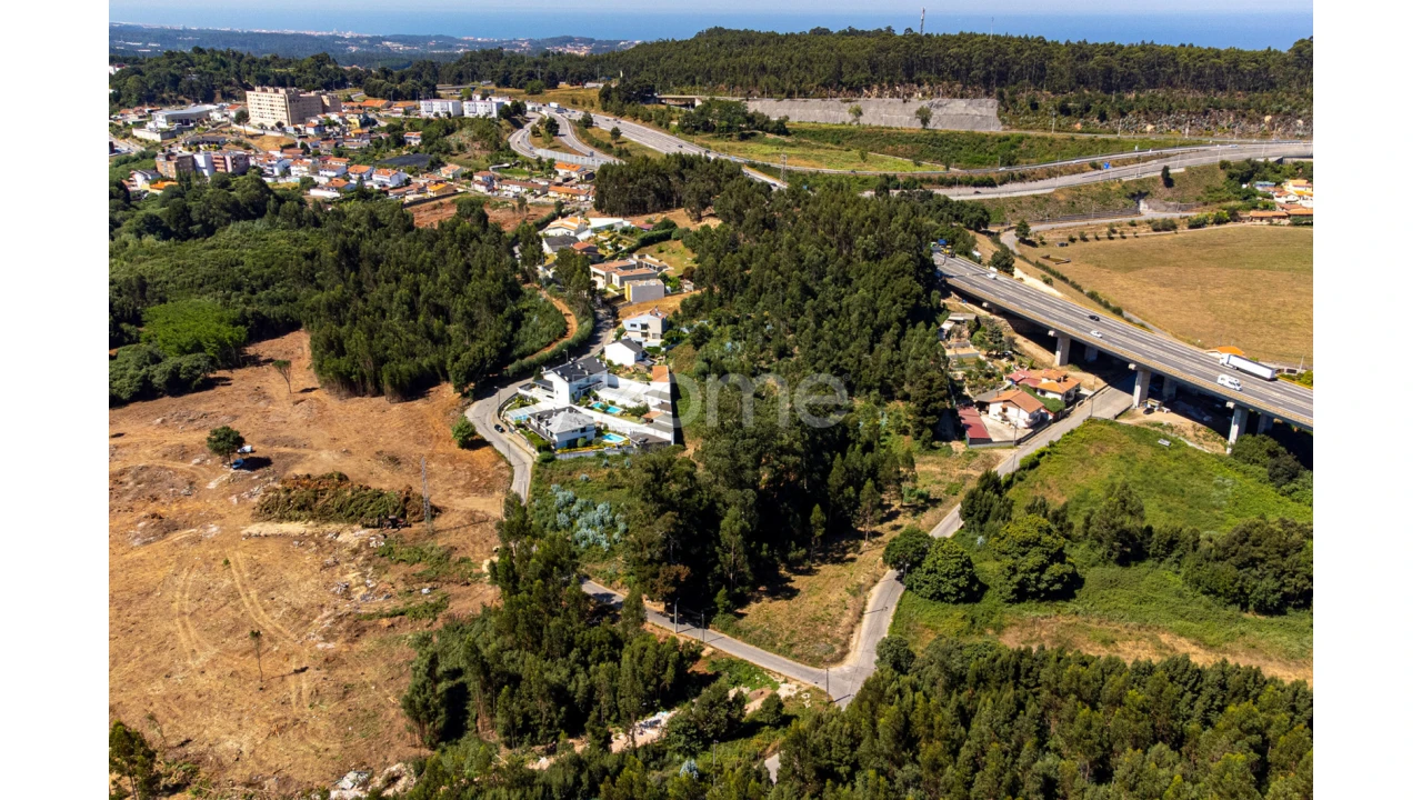 Terreno para Venda em Pedroso e Seixezelo Foto 8