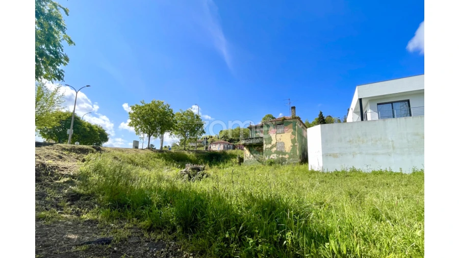 Terreno para Venda em São João da Madeira Foto 10