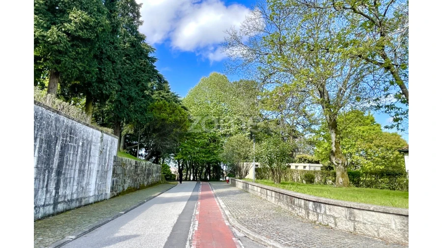 Terreno para Venda em São João da Madeira Foto 17