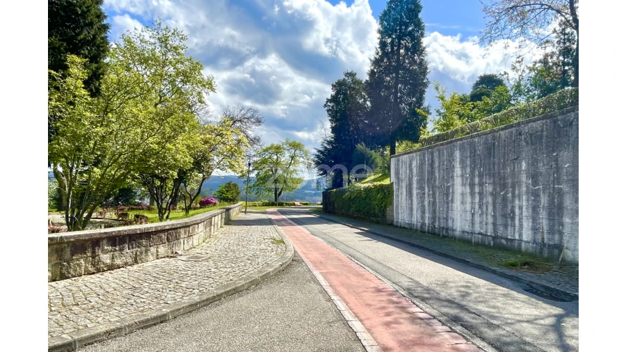 Terreno para Venda em São João da Madeira Foto 18