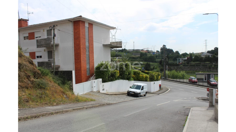 Terreno para Venda em Gondar Foto 2