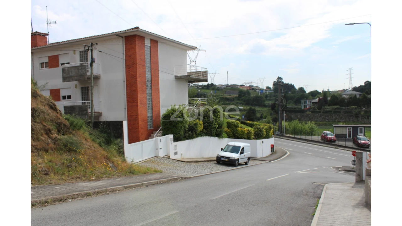 Terreno para Venda em Gondar Foto 2