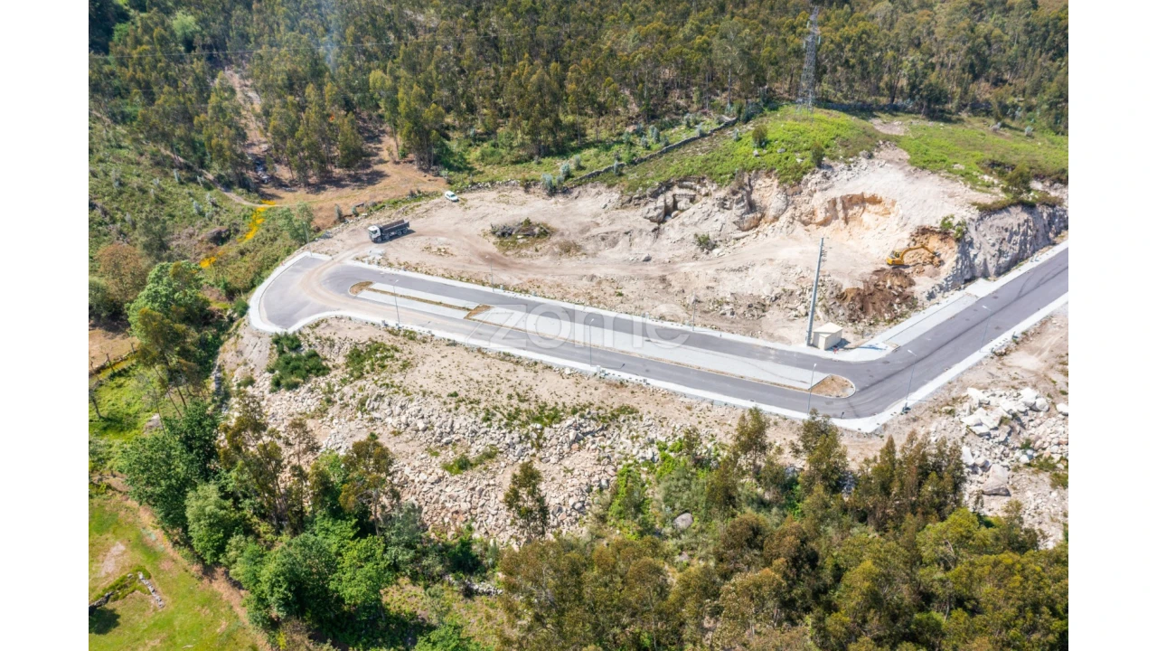 Terreno para Venda em Galegos Foto 7