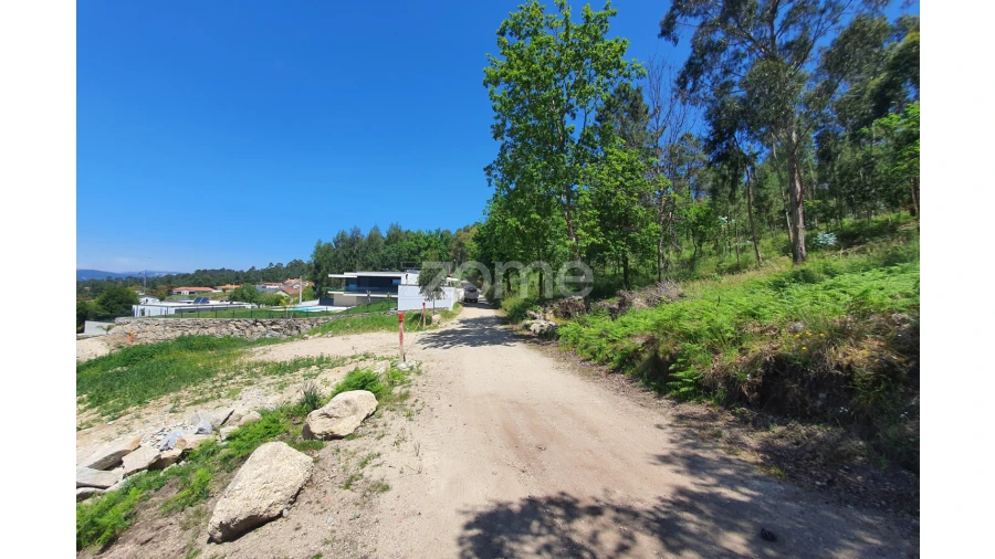 Terreno para Venda em Airo Foto 24