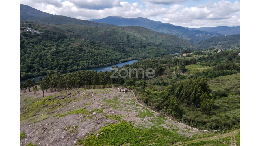 Terreno para Venda em Britelo Foto 7