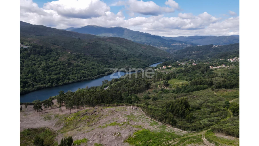Terreno para Venda em Britelo Foto 9