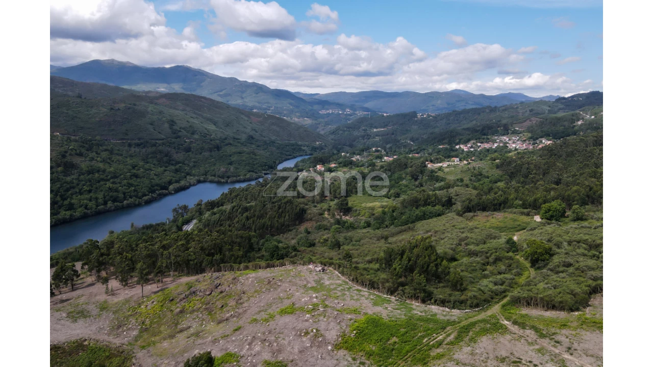 Terreno para Venda em Britelo Foto 10